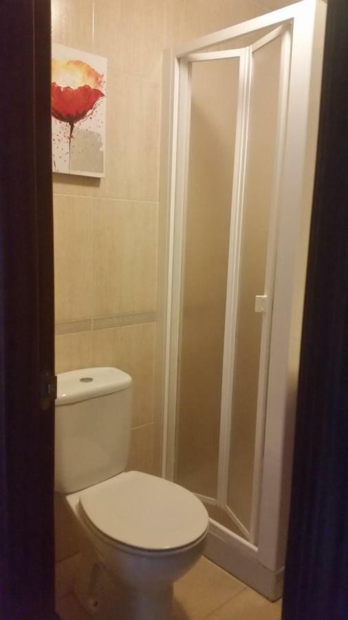 Habitacion Con Bano Privado サンタクルスデテネリフェ エクステリア 写真