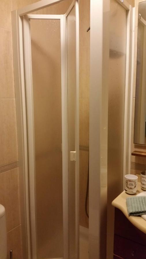 Habitacion Con Bano Privado サンタクルスデテネリフェ エクステリア 写真