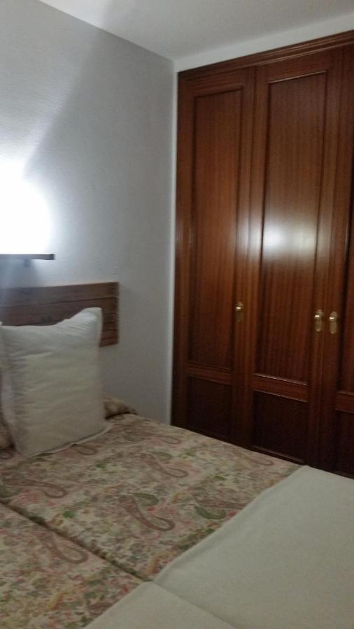 Habitacion Con Bano Privado サンタクルスデテネリフェ エクステリア 写真